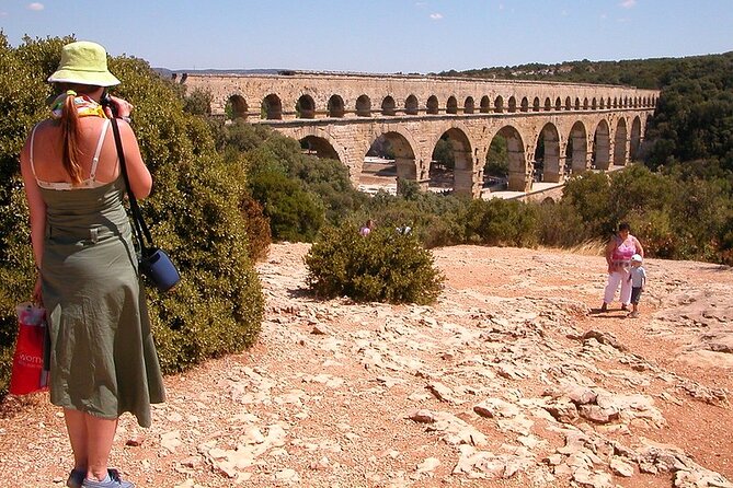 Tour to Avignon, Orange and Pont Du Gard - Visiting Pont Du Gard