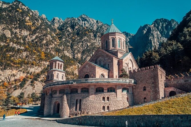 Tours & Cafe & Other Activities in Kazbegi - Stepantsminda - Local Dining and Cafes