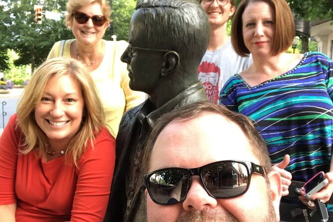 Unique Scavenger Hunt Experience in Minneapolis by Wacky Walks - Why Choose Wacky Walks