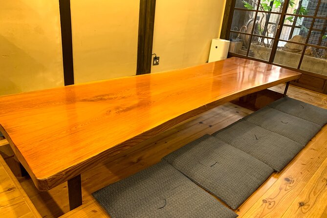 Unlimited Sake and Hand-Rolled Sushi Workshop - Sushi-Making Instruction