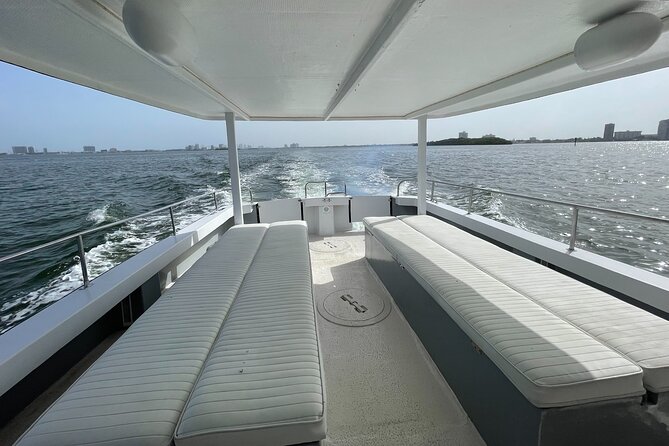 Up to 34PAX Bachelorette Party Boat & Yacht Rent Miami - Enjoying the Bachelorette Party Boat Experience