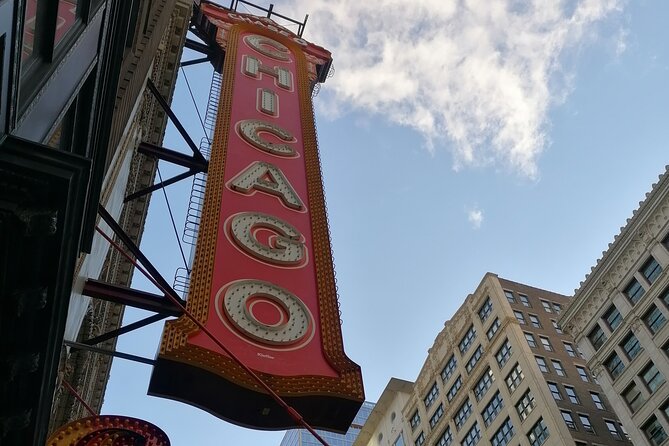 Walking and Getting to Know Downtown Chicago - Exploring Beyond the Tour