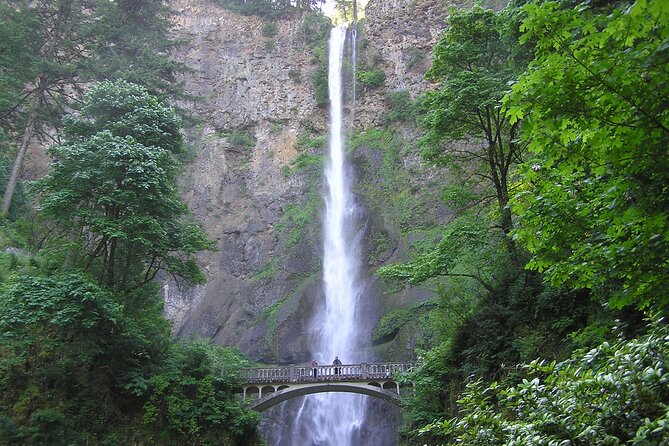 Waterfall Express Tour -Transportation to Waterfall Trolley PDX07 - Itinerary Highlights