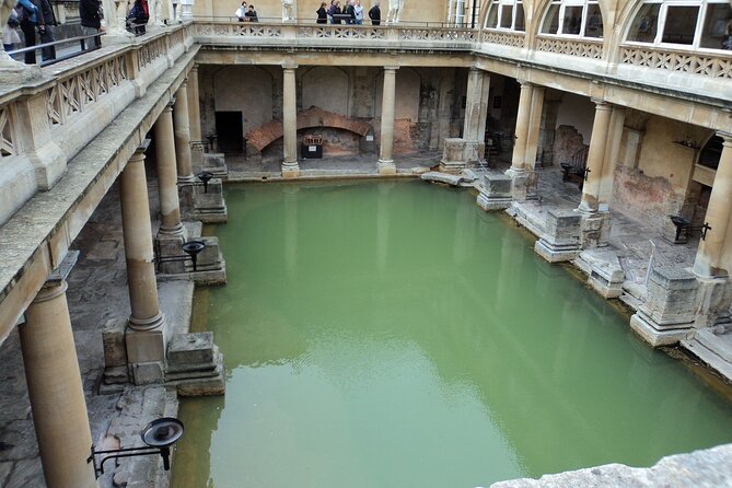Windsor Castle, Bath and Stonehenge Tour - Ask Away