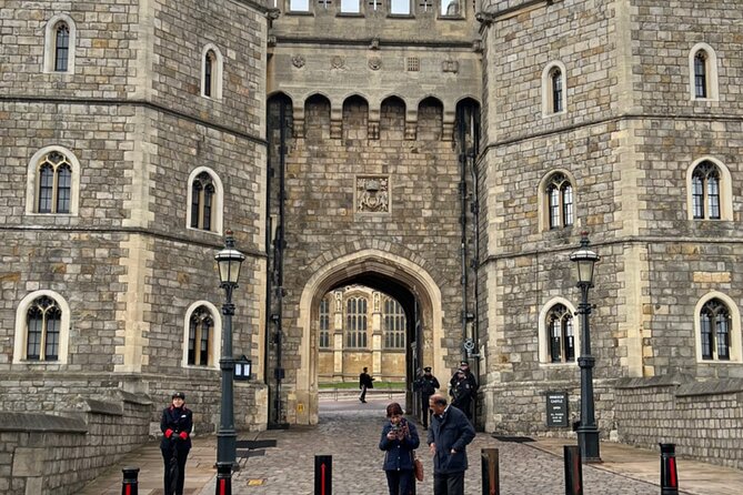 Windsor Castle Full Day Private Car Tour, Entrances Included - Tips for Enjoying Your Tour