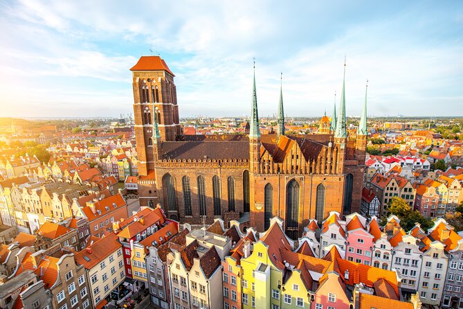 Wine and Food Tasting Tour in Gdansk Old Town - Explore Gdansk Old Town