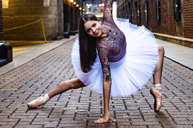 1 Hour Photoshoot in Chicago - Exploring Chicago Beyond the Photoshoot
