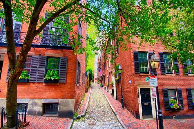 Bostons Architecture, History + Photo Walking Tour (SMALL Group) - Personalized Photography Guidance
