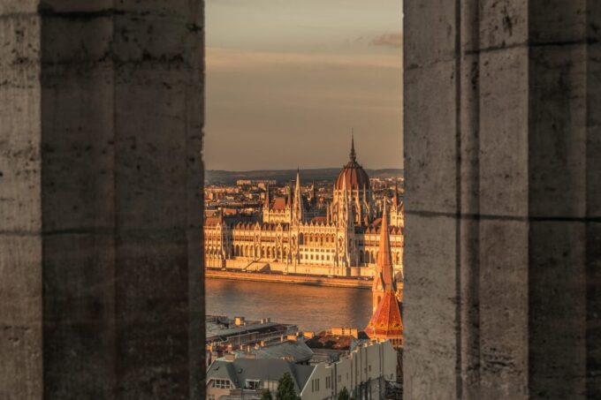 Budapest Exploration for Solo Travelers With Local Companion - Additional Activities