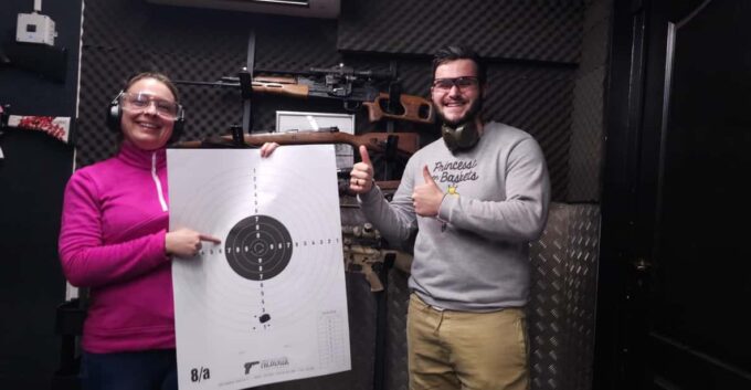Budapest: Shooting Experience for Couples, The Perfect Date - Enjoyable Extras