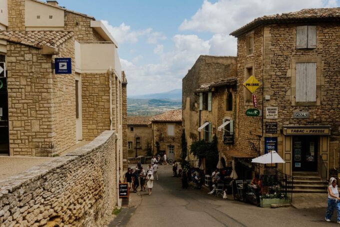 From Aix: the Best of Luberon: Gordes & Rousillon Villages - Reservation Information