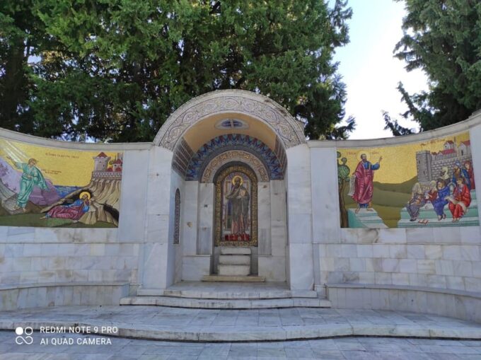 From Athens: Private Road Trip to Meteora With a Driver - Visit Kalambaka for Lunch