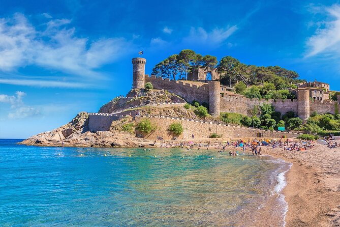 Girona and Costa Brava Private Tour With Pickup From Barcelona - Visiting Calella De Palafrugell