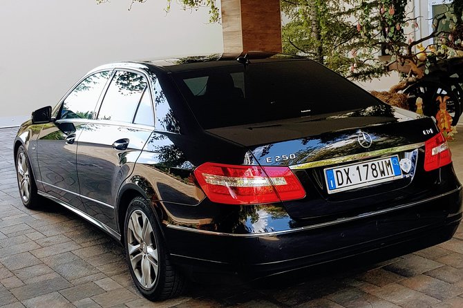 Milan - Venice, Piazzale Roma / Private Transfer (Up to 3 Pass.) - The Sum Up