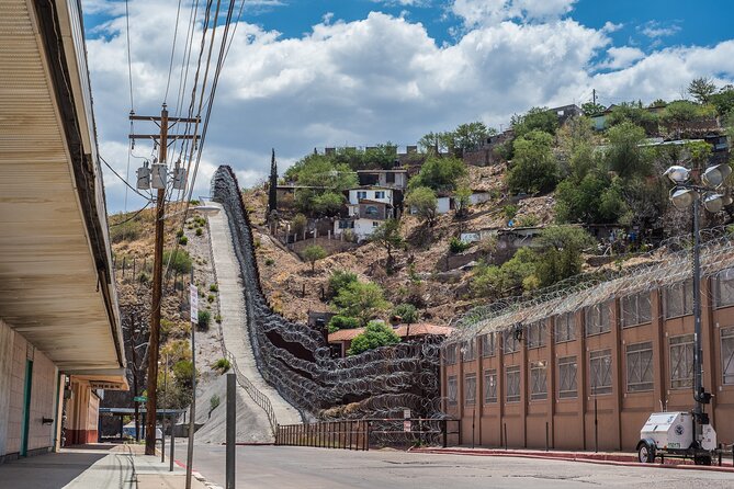 Nogales Past & Present Tour - Experiencing Modern Nogales