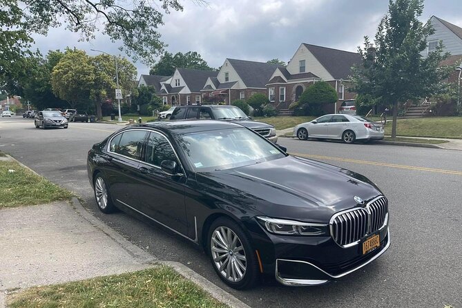 Private Luxury Transfers – JFK, LGA & Newark | 24/7 Chauffeur - Frequently Asked Questions
