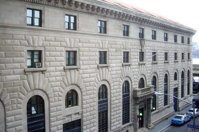 The Outlaws Who Built Manhattan Tour Review - Recommended for History Buffs