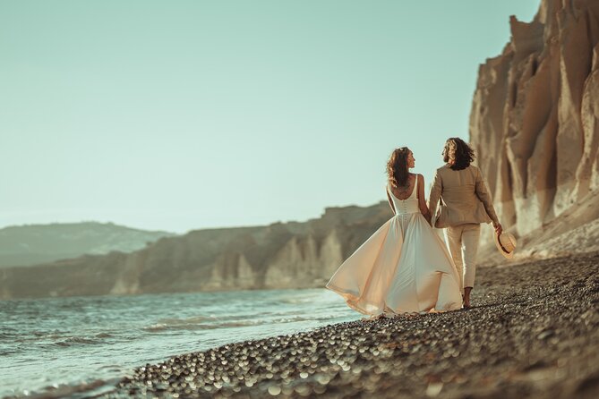 Trash The Dress in Santorini - Ask Away