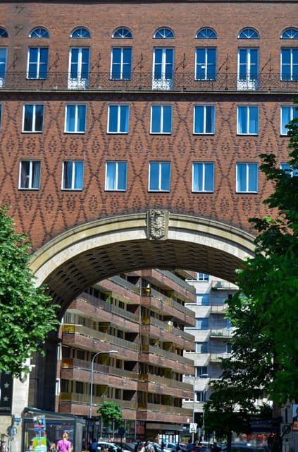 Budapest: Downtown Legends and Street Art Adventure - Frequently Asked Questions