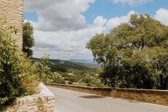From Aix: the Best of Luberon: Gordes & Rousillon Villages - Frequently Asked Questions