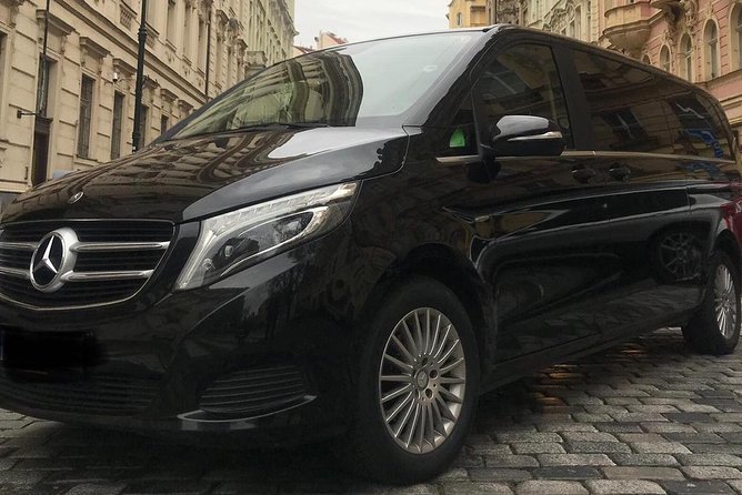 Airport Prague Private Transfers for up to 6 People - Key Points