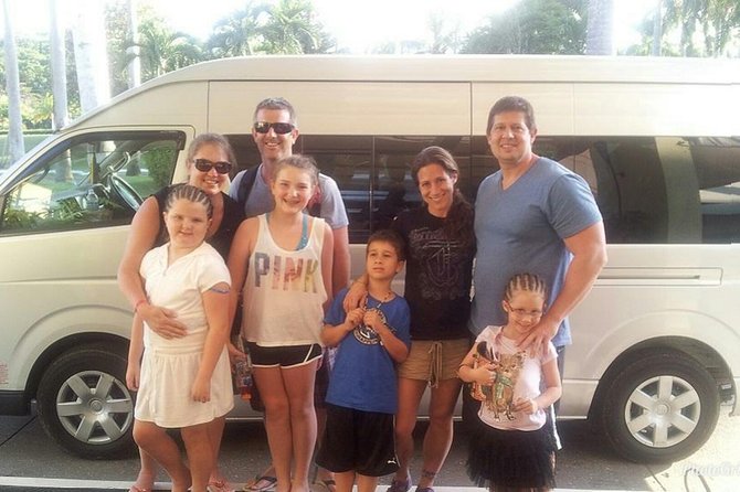 Airport Transfers To Grand Palladium Hotel (Round-Trip)