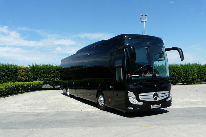 Antalya Airport (AYT) to Konyaalti Transfer – Bus/Coach