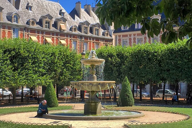 Aristocratic and Literary Tour in Marais - Key Points