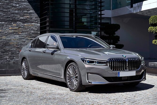 Arrival Private Transfer: Airport FLL to Fort Lauderdale in Luxury Car - About Your Stay
