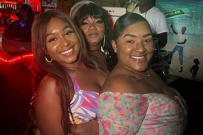 Bar Crawl on Harbour Island With Local Singer - Key Points