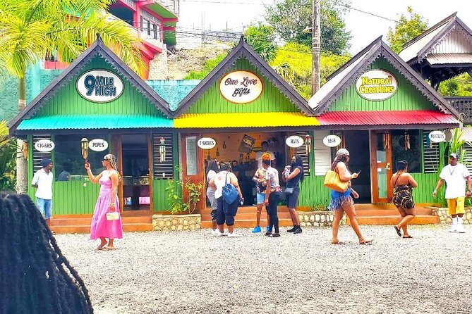 Bob Marley House & Mausoleum In Nine Miles, St Ann's Private Tour - Key Points