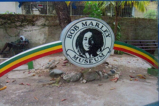 Bob Marley Nine Mile Private Tour - Key Points