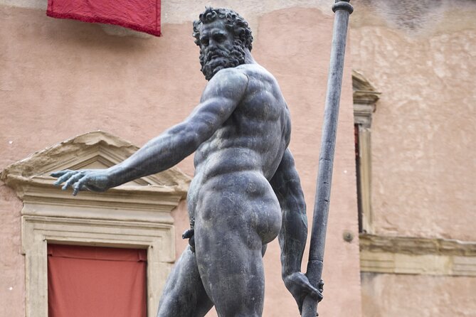 Bologna Private Walking Tour 2H - Key Points