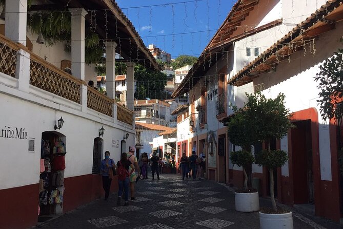 Cacahuamilpa Grottoes - Taxco, City of Silver - Key Points