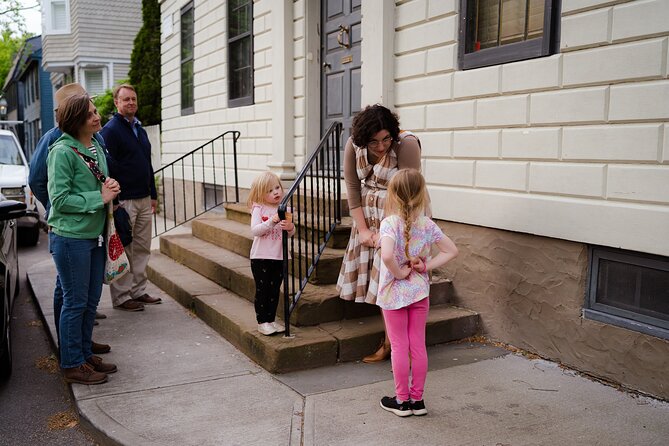 Colonial Newport Walking Tour Review - Good To Know