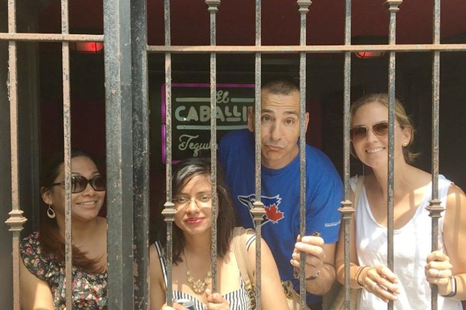 Columbus City Scavenger Hunt Excursion by Zombie Scavengers - Key Points
