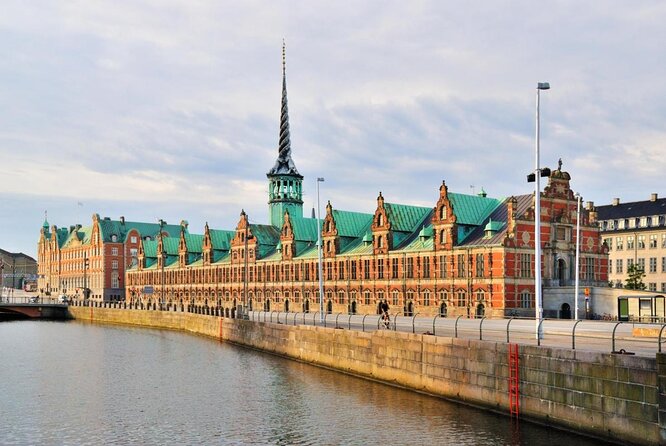 Copenhagen Scavenger Hunt and Highlights Self-Guided Tour - Key Points