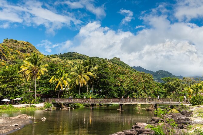 Dark View Falls Private Tour in St. Vincent With Beach Experience - Key Points