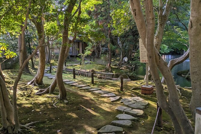 Day Tour From Kanazawa: Gold Leaf, Japanese Sweets and Ninja Star