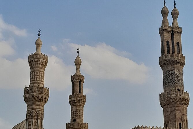 Day Tour of Famous Mosques in Cairo Review - Visiting the Mosques