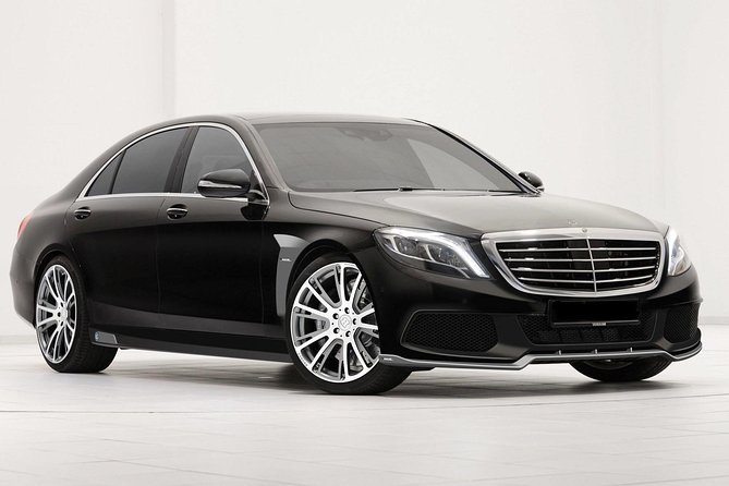 Departure by Luxury Sedan From DENver City to DENver Airport DEN - About Your Stay
