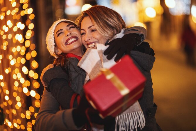 Enchanted Christmas Stroll: San Antonio's Festive Gems - About Your Stay