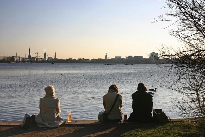 Exclusive Classic Car Tour Through the Posh Districts on the Alster - Key Points