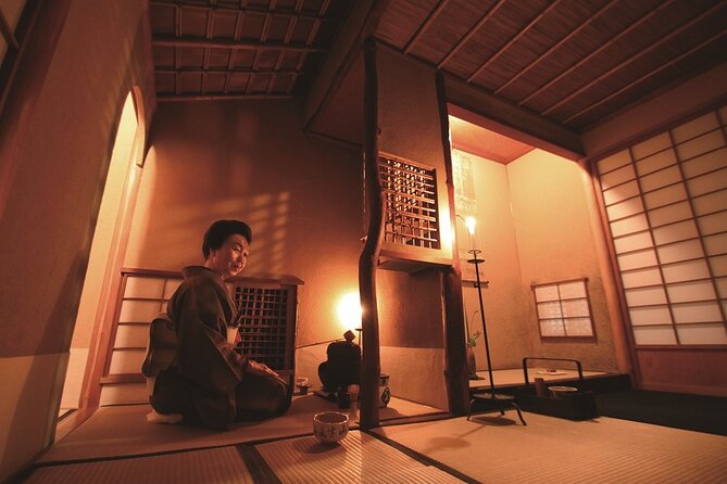 Experience Japans Traditional Culture Night Tour in Kyoto - Meeting and Pickup Details