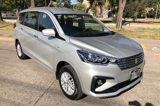 From or to Guadalajara Airport in a Small SUV - Key Points