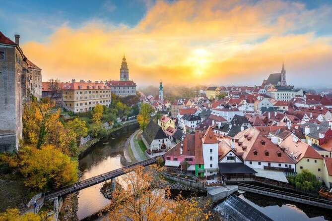 Full Day in Cesky Krumlov From Prague in English With Local - Key Points
