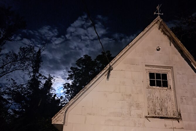 Full Paranormal Investigation at Night in a Gettysburg Estate - About Your Stay