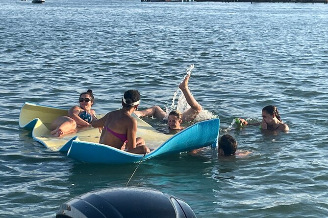 Fun and Friendly BOAT and JET SKI Rentals - Overview of Rentals