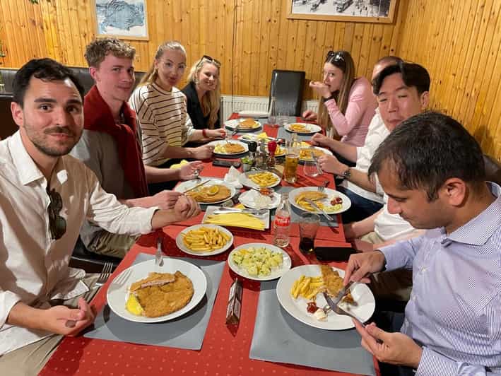 Goulash, Chicken Paprikash & Sponge Cake (3 Dishes Included) - Good To Know