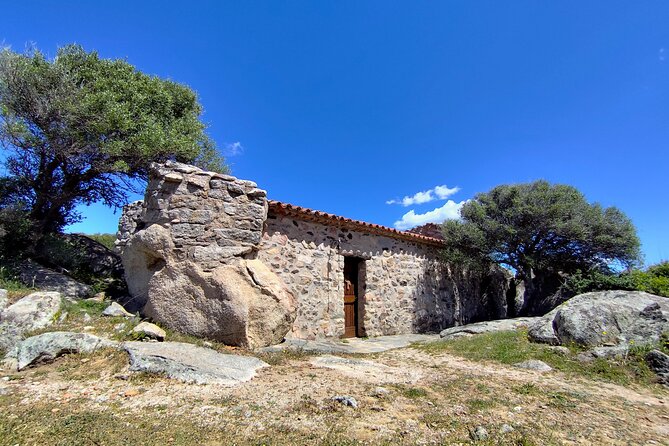 Guided Cultural Tour to Discover Luogosanto - Key Points